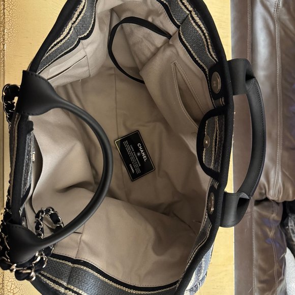 CHANEL Deauville Tote bag - black/grey new with tag! - Picture 4 of 5